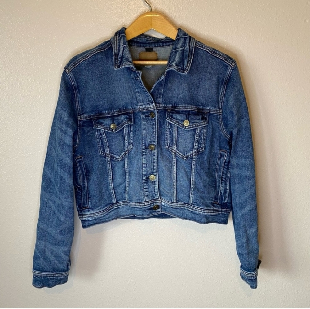 AE Cropped Denim Jacket